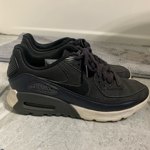 Nike Shoes - women’s Nike Air Force max